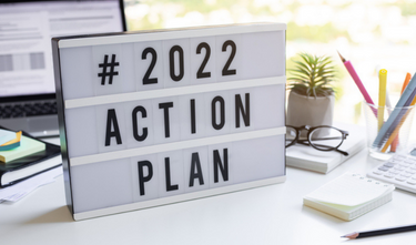 Keep Your 2022 New Year's Resolutions to Stay Safe and Connected